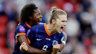 Miedema kopt Oranje naar het EK